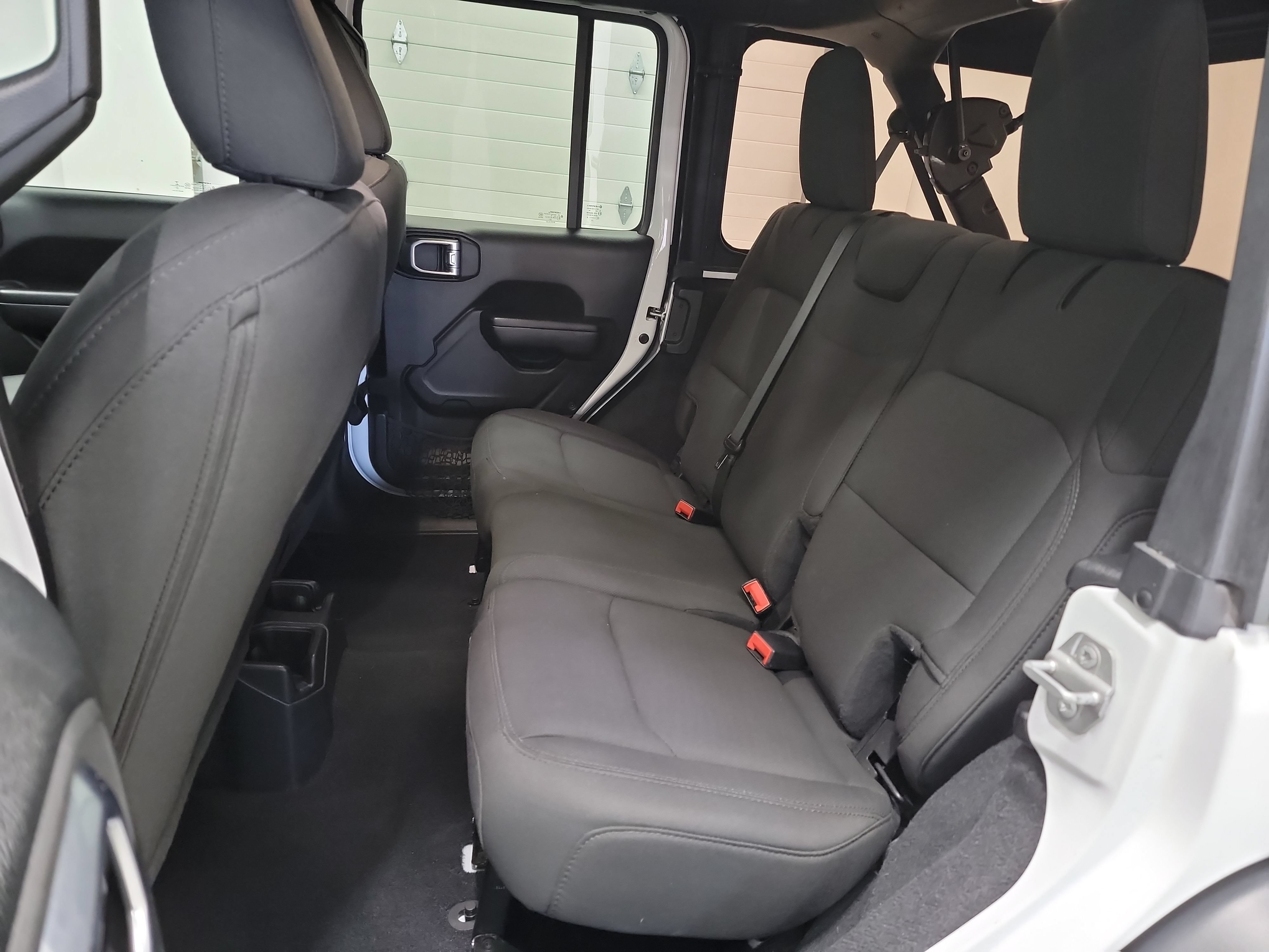 Used 2021 Jeep Wrangler Unlimited Sport AWD/4WD image 28