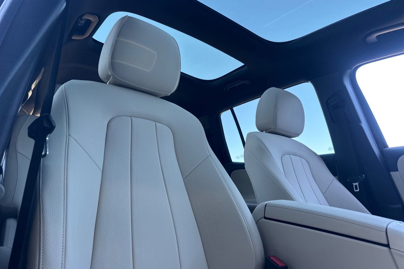 New 2026 Mercedes-Benz GLB 250 image 31