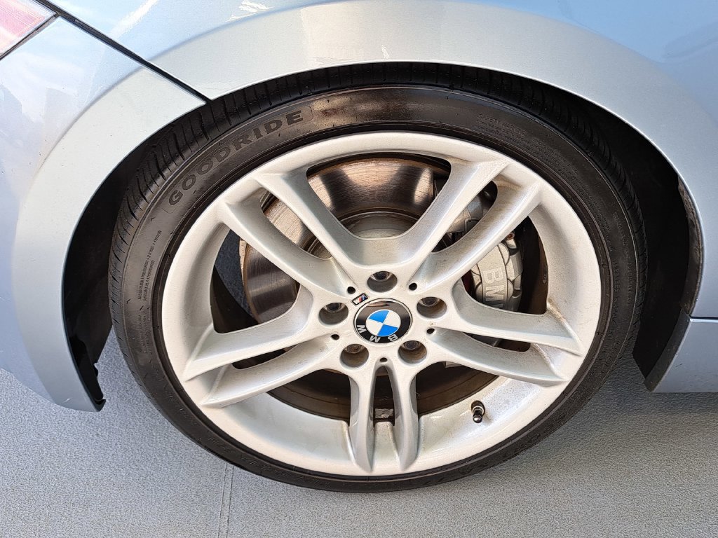 Used 2012 BMW 135i Convertible RWD image 29