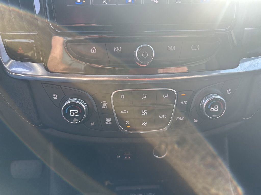 Used 2022 Chevrolet Traverse Premier w/ LPO, Cargo Package image 21