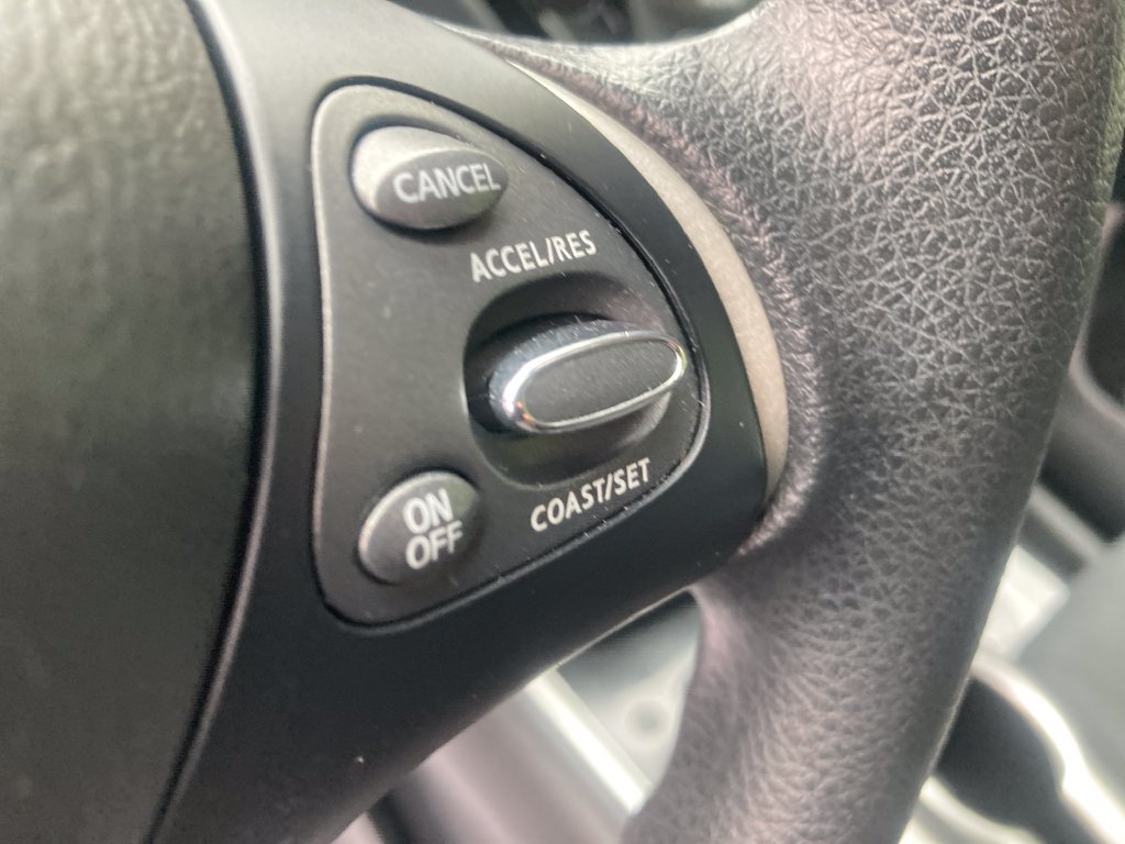 Used 2017 Nissan Pathfinder S AWD/4WD image 40