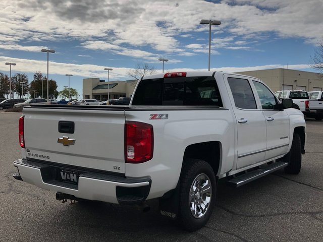 Used 2017 Chevrolet Silverado 1500 LTZ Z71 image 5