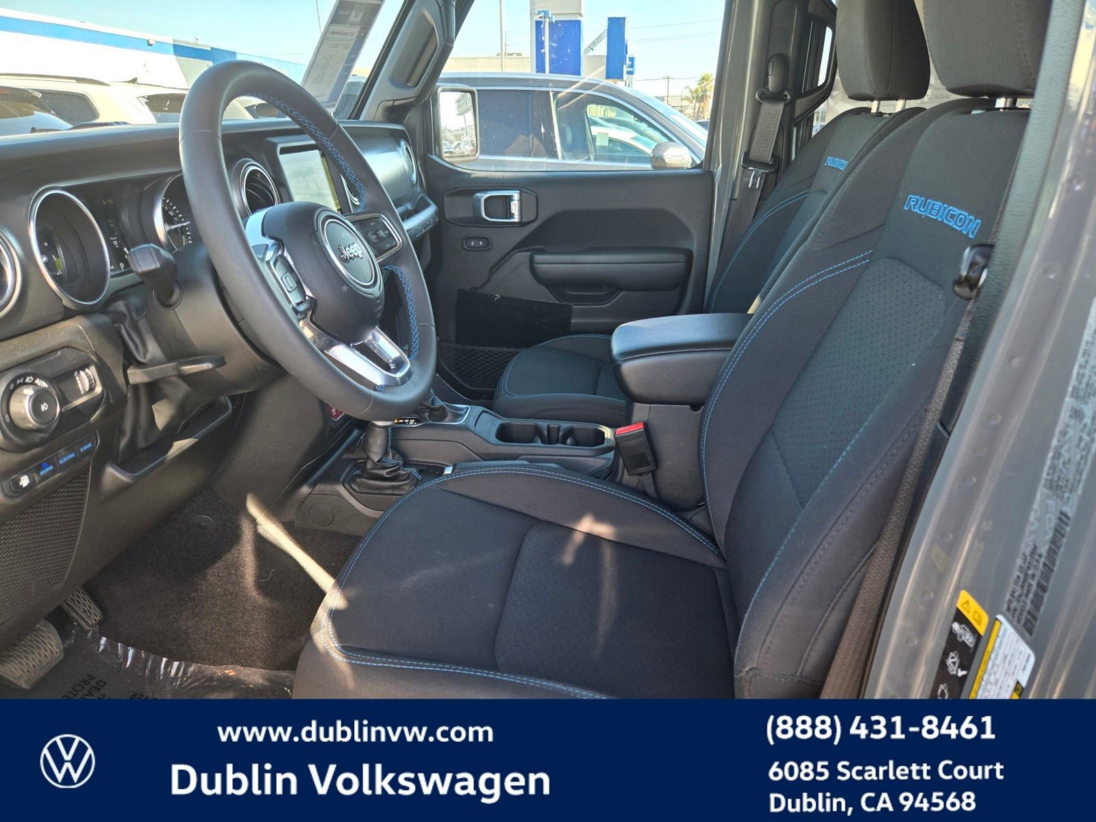 Used 2023 Jeep Wrangler Unlimited Rubicon 4xe image 11