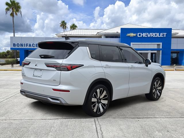 Used 2025 Mitsubishi Outlander SEL FWD image 4