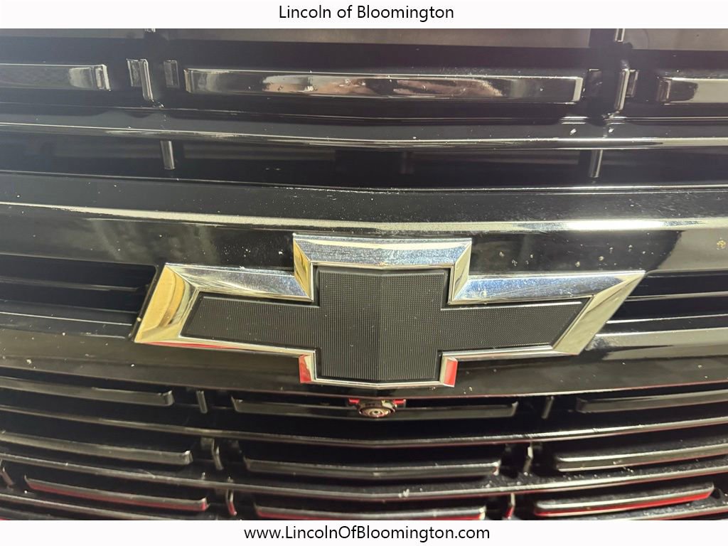 Used 2023 Chevrolet Suburban RST w/ Sport Performance Package AWD/4WD image 12