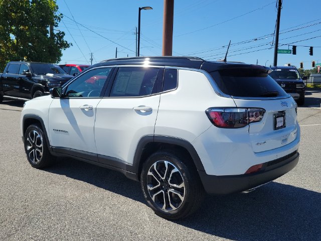 Used 2023 Jeep Compass Limited AWD/4WD image 6