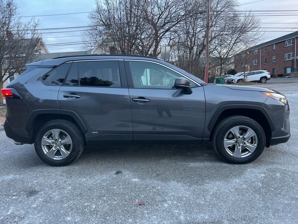 Used 2025 Toyota RAV4 LE image 6