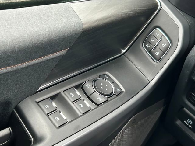 New 2025 Ford F150 Lightning Lariat image 25