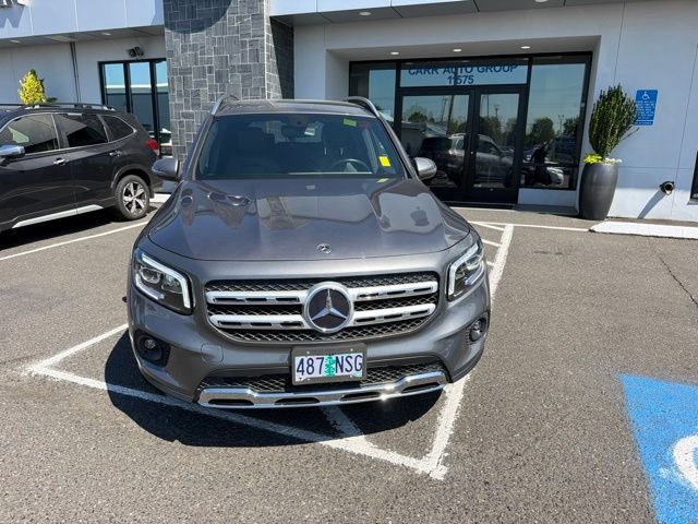 Used 2020 Mercedes-Benz GLB 250 4MATIC image 2