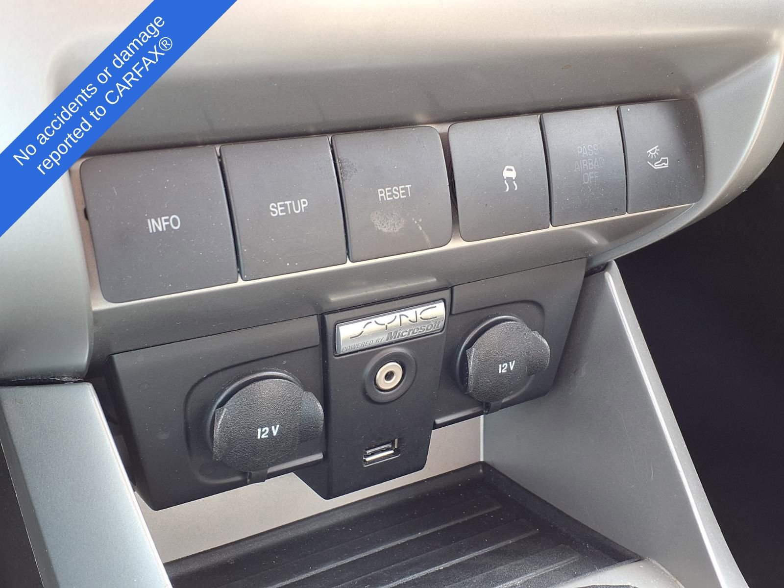 Used 2010 Ford Focus SES FWD image 20