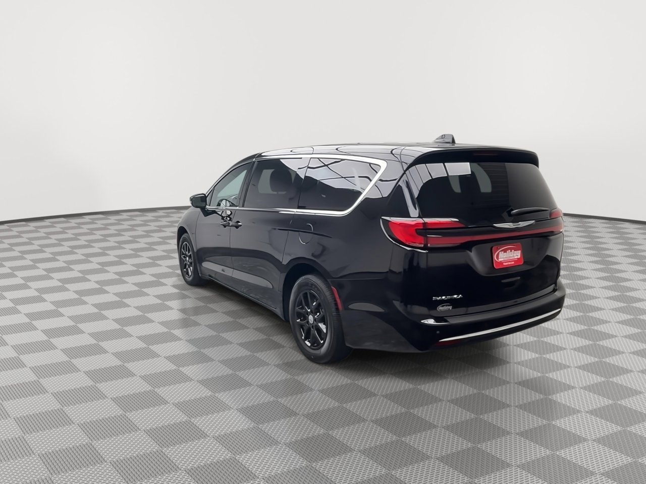 Used 2025 Chrysler Pacifica Select FWD image 36