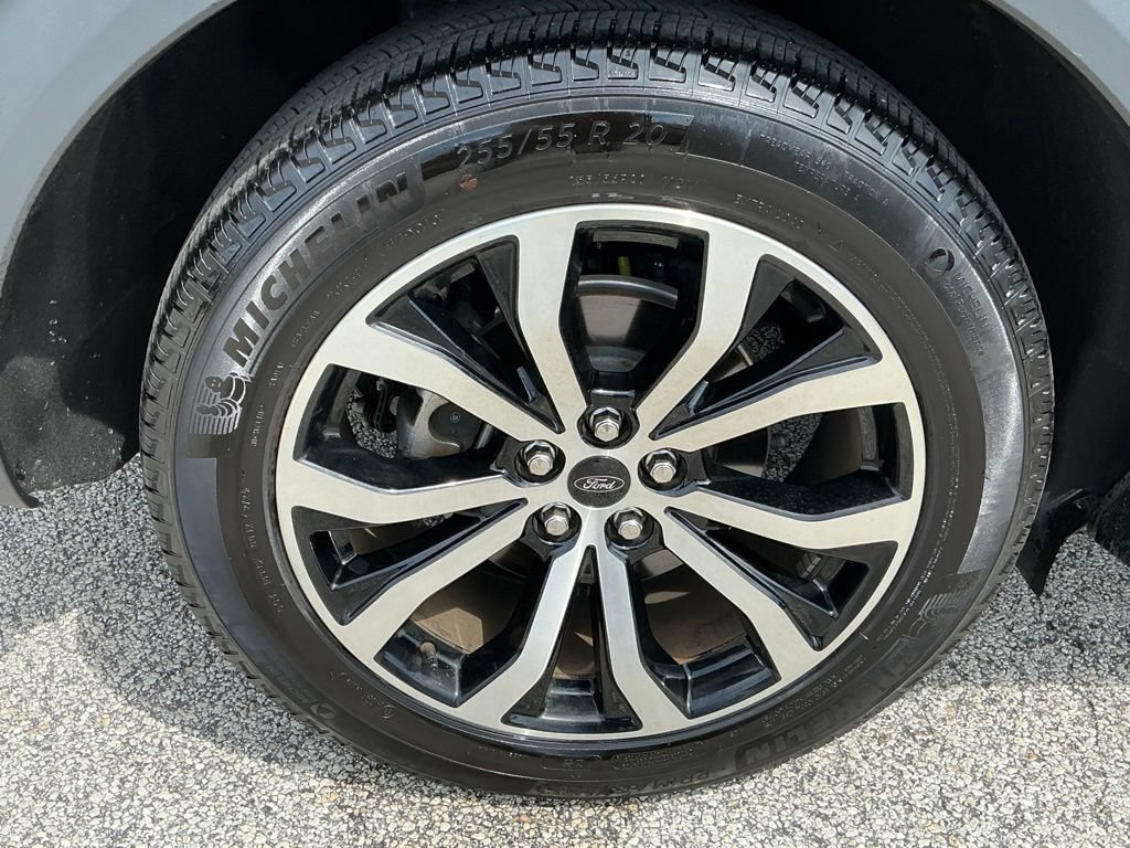 Used 2025 Ford Explorer ST-Line w/ Premium Package RWD image 17