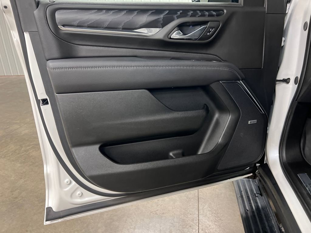 Certified 2024 GMC Yukon Denali w/ Denali Reserve Package image 16