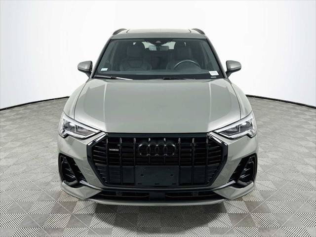 Certified 2024 Audi Q3 2.0T Premium w/ Convenience Package AWD/4WD image 2