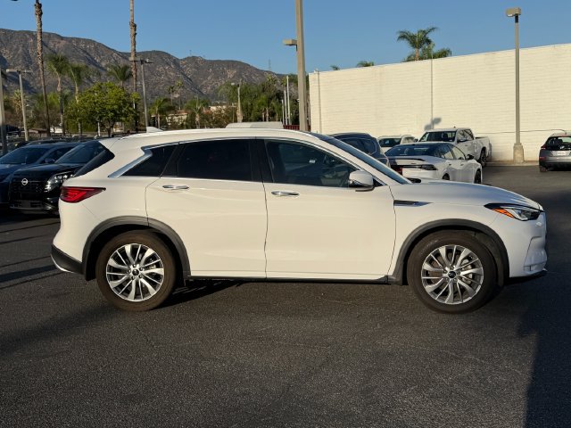 Used 2024 INFINITI QX50 Luxe FWD image 3
