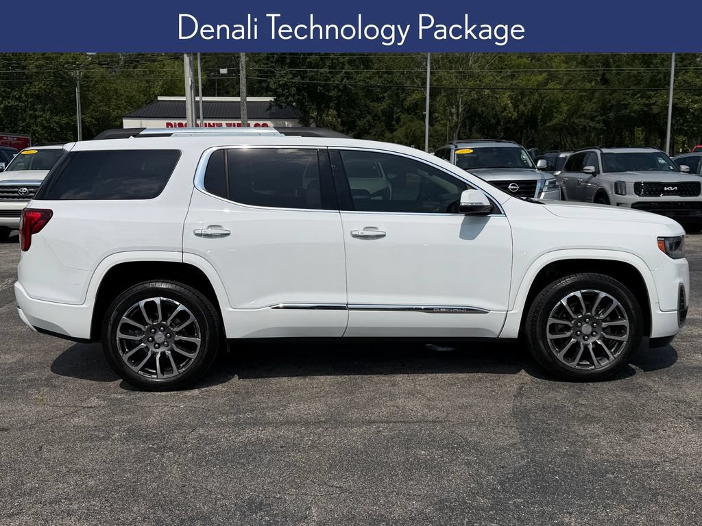 Used 2023 GMC Acadia Denali w/ Denali Ultimate Package FWD image 6