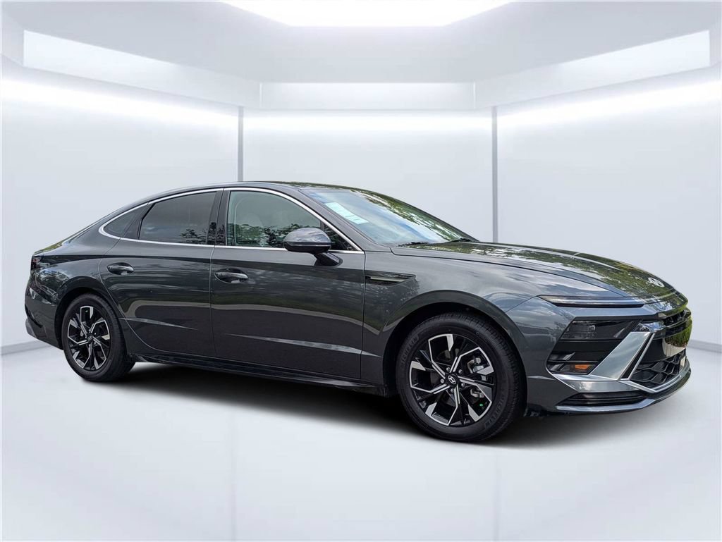 Certified 2024 Hyundai Sonata SEL FWD image 1