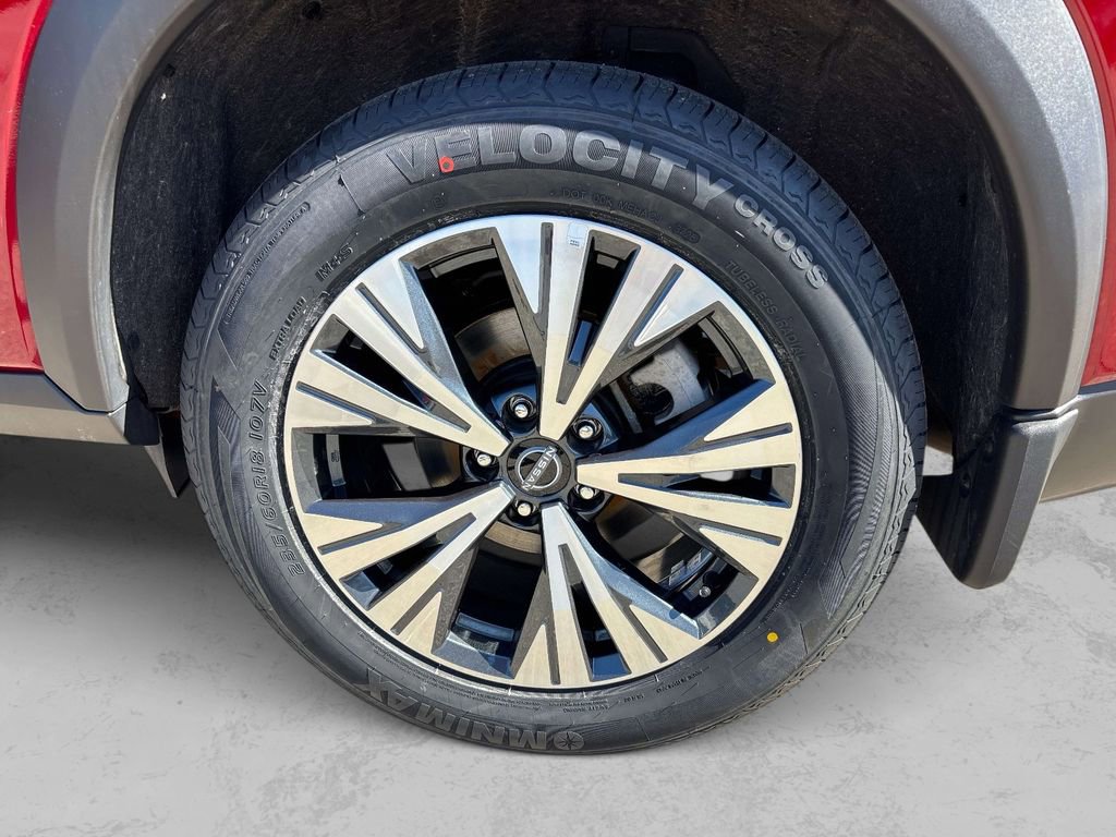 Certified 2023 Nissan Rogue SV w/ SV Premium B Package AWD/4WD image 7