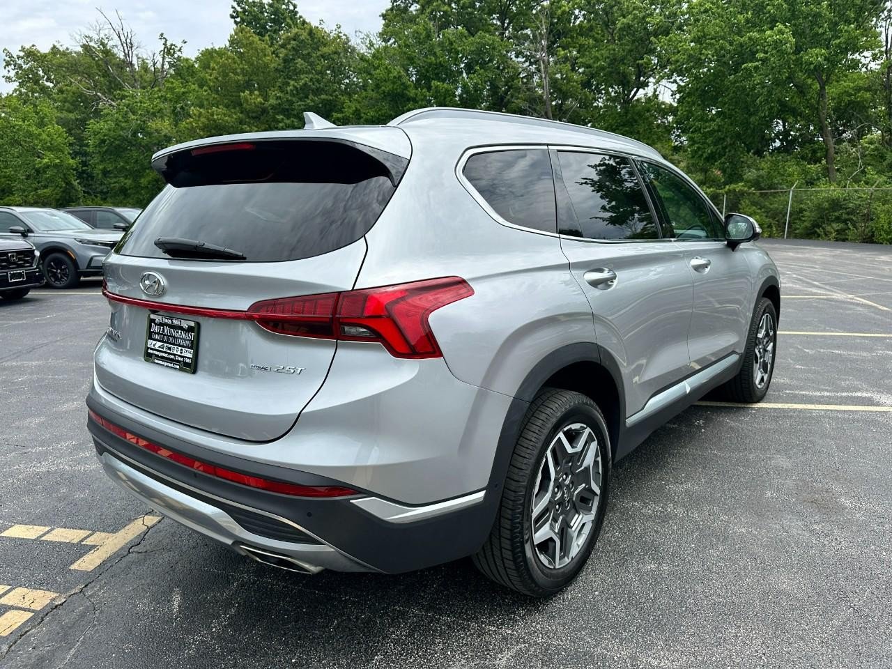 Used 2022 Hyundai Santa Fe Limited w/ Cargo Package AWD/4WD image 4
