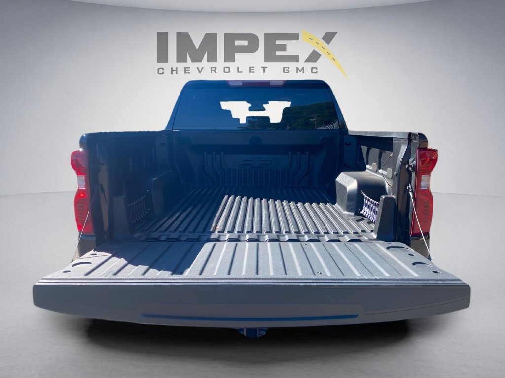 Used 2024 Chevrolet Silverado 1500 LT AWD/4WD image 28