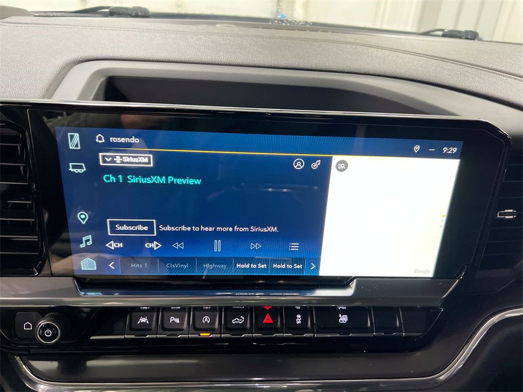 Used 2023 Chevrolet Silverado 1500 High Country image 14