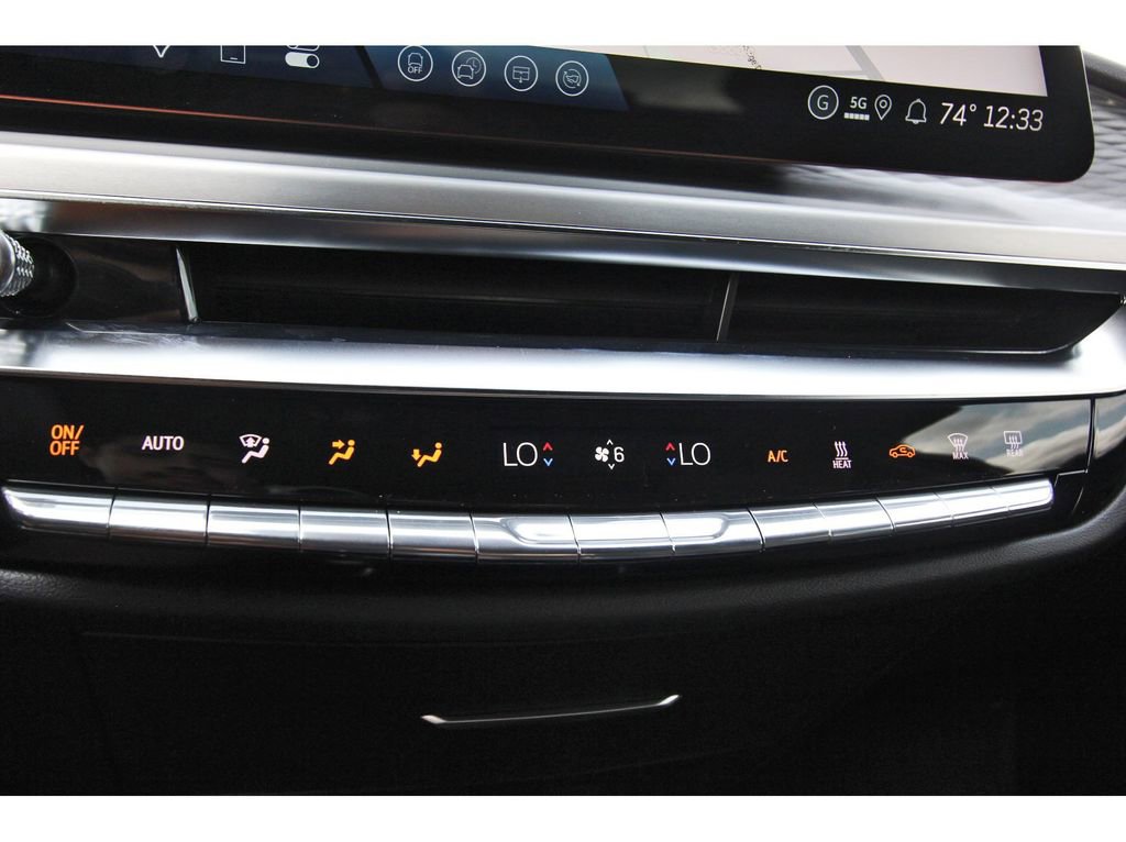 New 2026 Cadillac Lyriq Luxury image 19