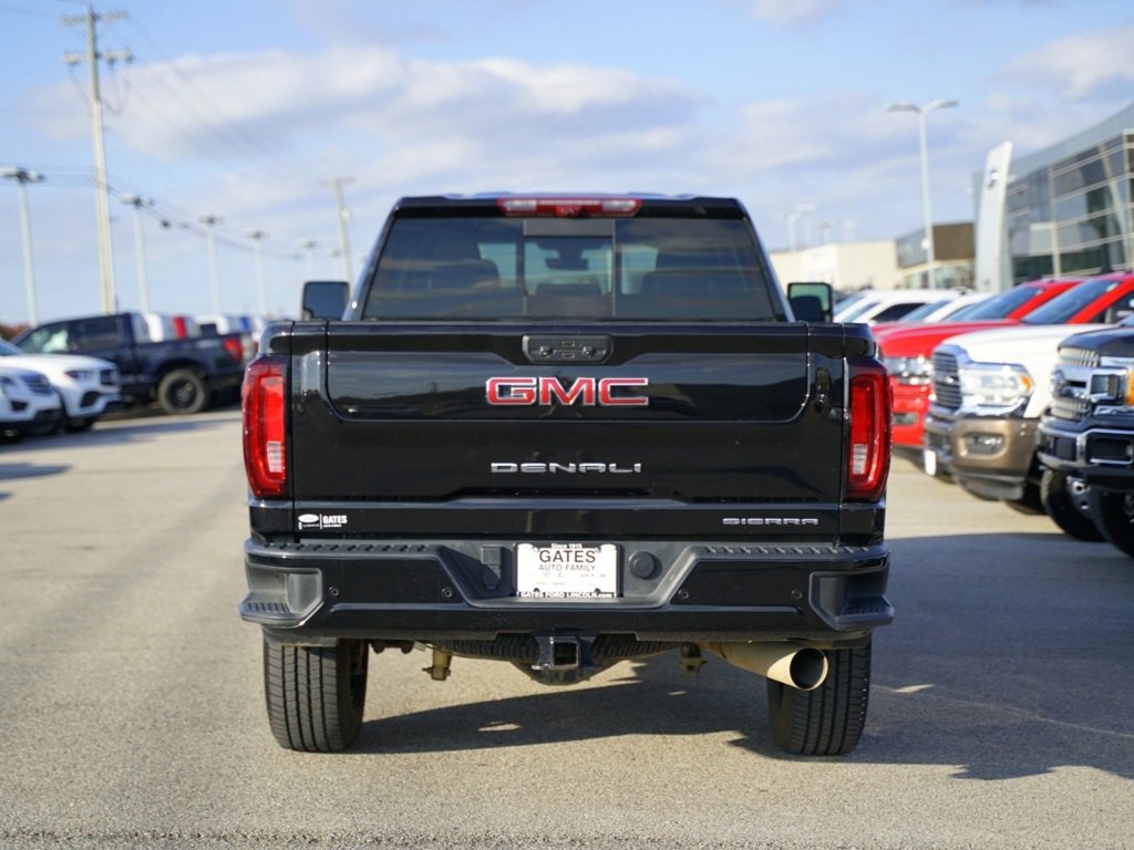 Used 2022 GMC Sierra 2500 Denali w/ Denali Black Diamond Edition image 9