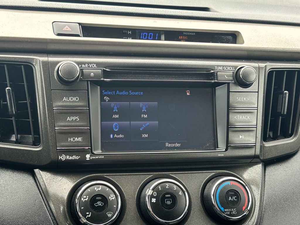 Used 2014 Toyota RAV4 LE image 21