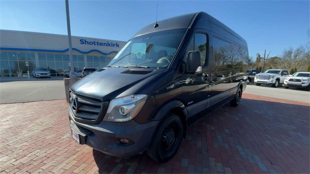 Used 2016 Mercedes-Benz Sprinter 2500 image 5