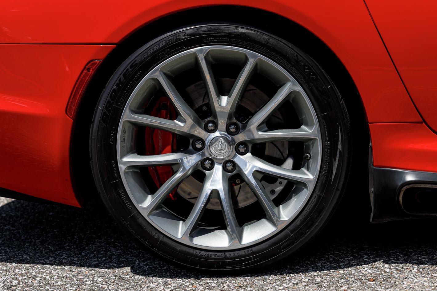 Used 2014 SRT Viper GTS w/ GTS Laguna Interior Package RWD image 18