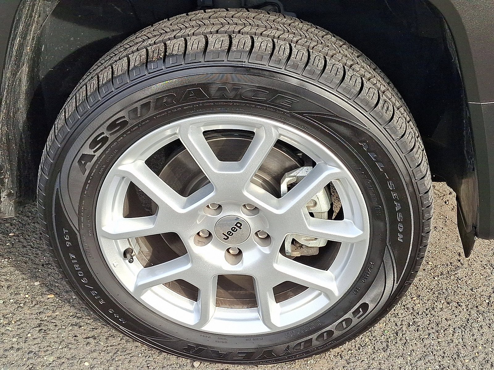 Used 2023 Jeep Renegade Latitude image 9