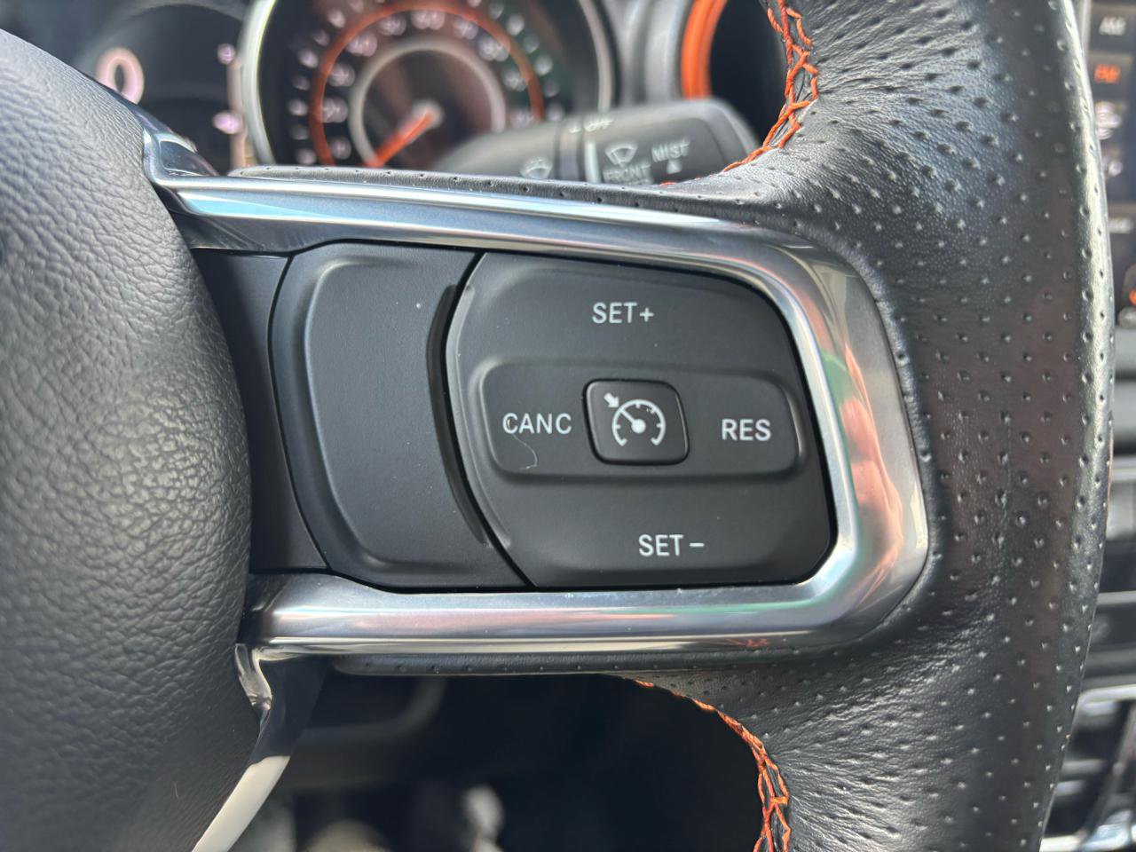 Used 2023 Jeep Gladiator Mojave w/ Cold Weather Group AWD/4WD image 18