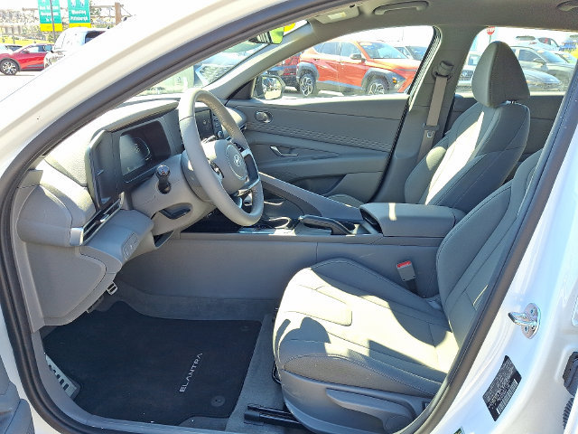 Certified 2026 Hyundai Elantra Sport FWD image 13