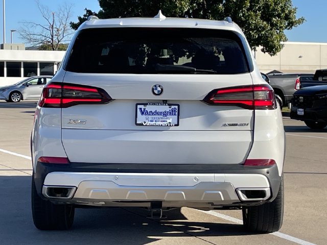 Used 2022 BMW X5 xDrive40i AWD/4WD image 5
