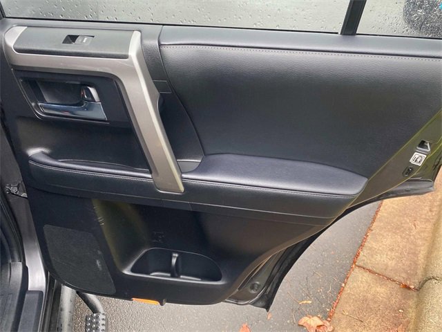 Used 2020 Toyota 4Runner SR5 Premium image 34