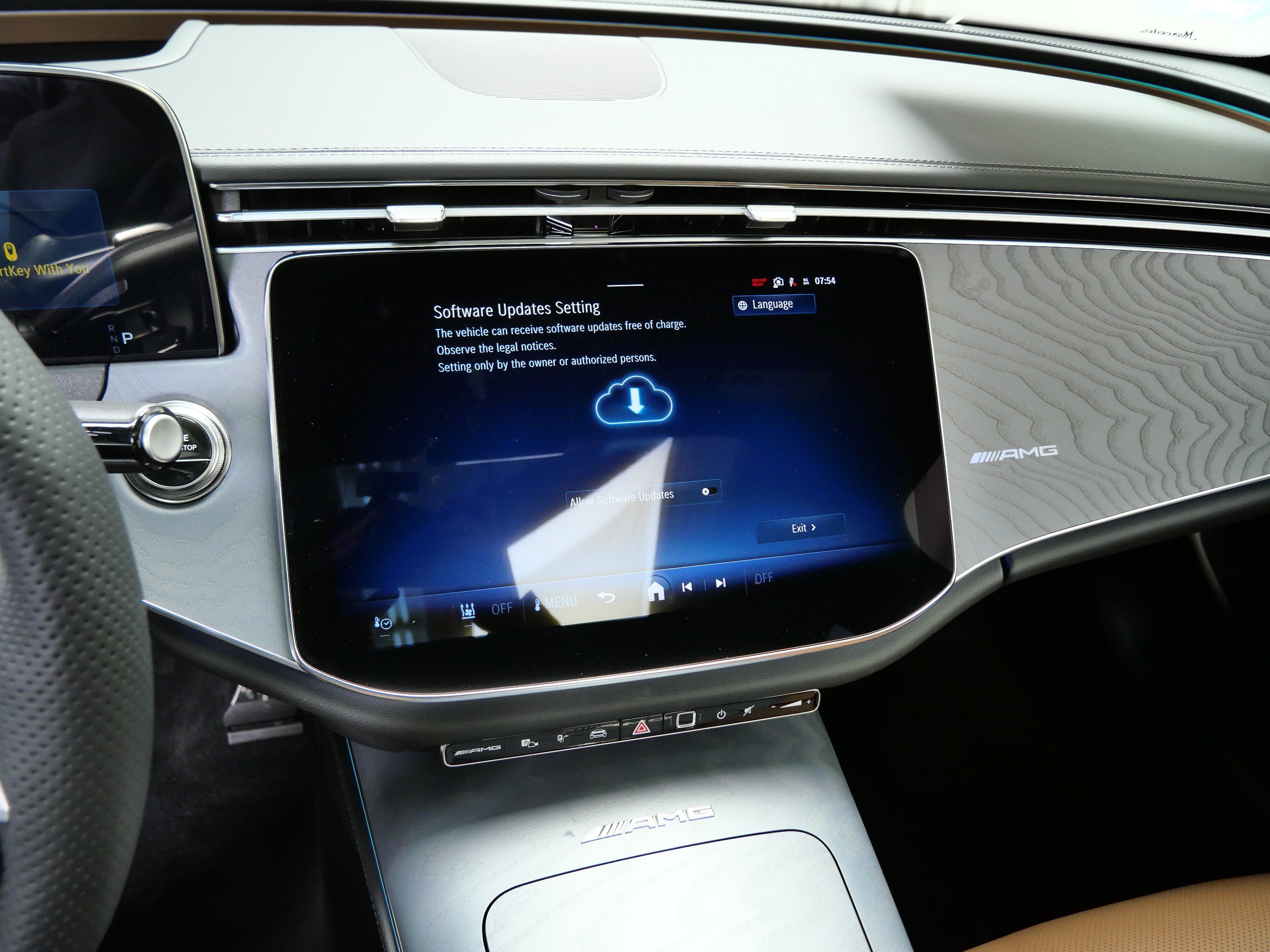 New 2026 Mercedes-Benz E 53 AMG e 4MATIC Sedan image 15