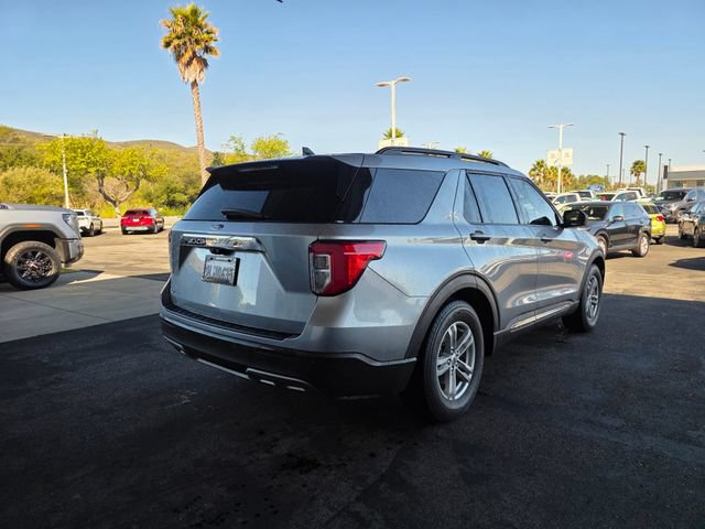Used 2022 Ford Explorer XLT w/ Equipment Group 202A RWD image 9