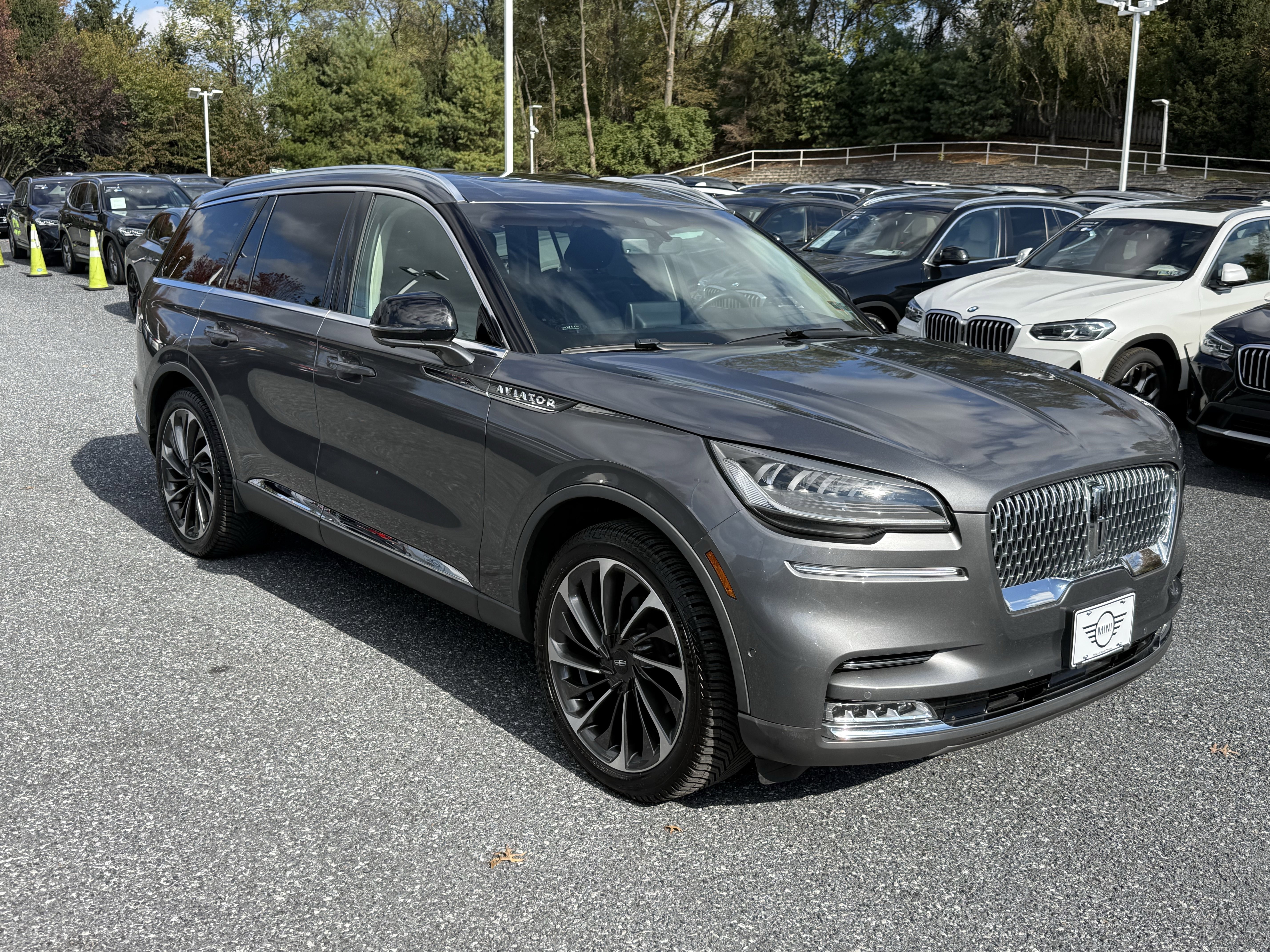 Used 2021 Lincoln Aviator Reserve w/ Equipment Group 201A image 3