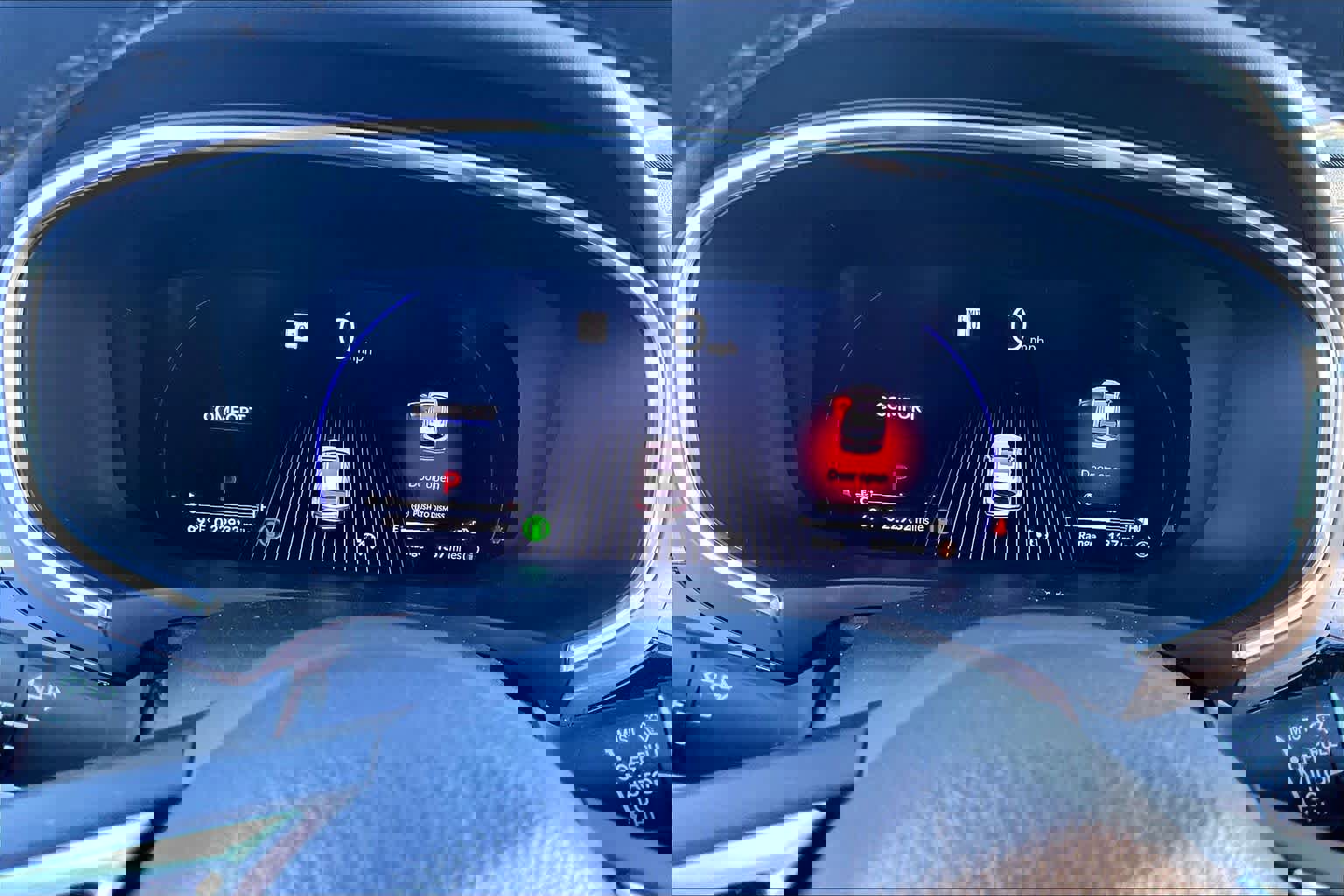 Used 2023 Acura MDX SH-AWD w/ Advance Package image 22