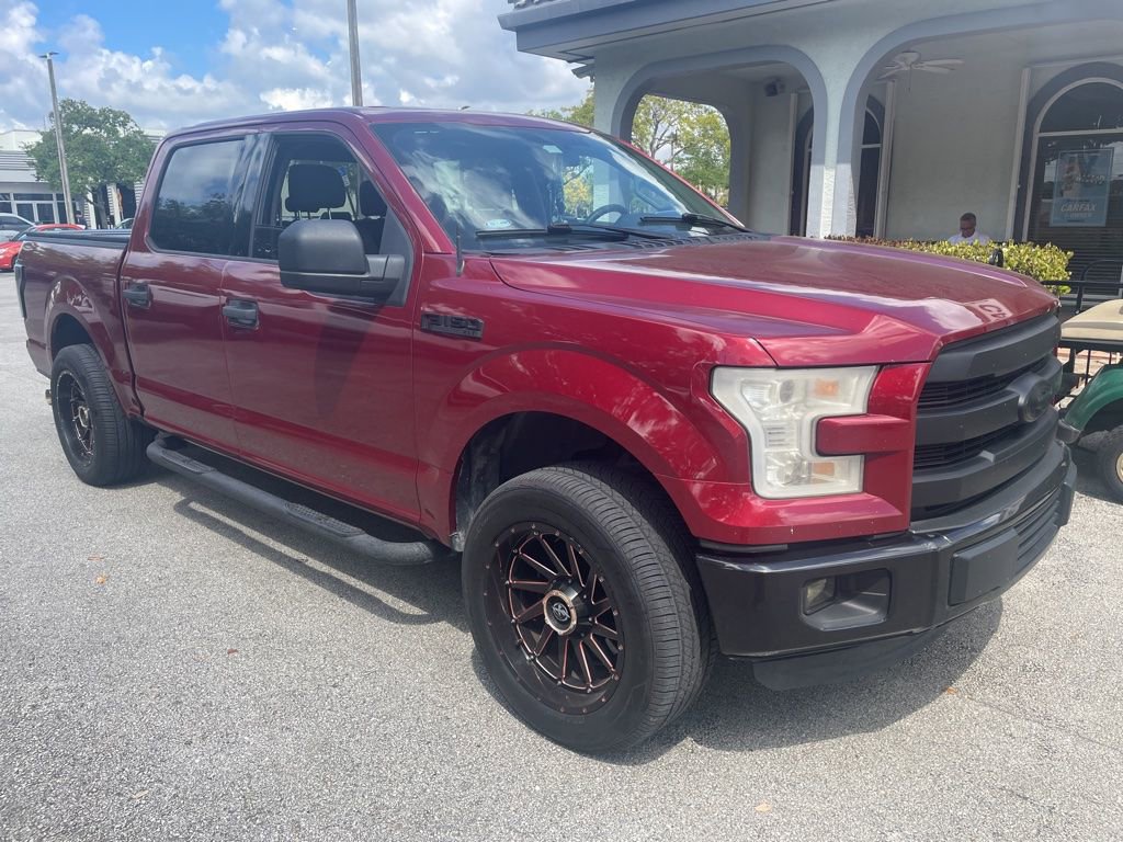 Used 2015 Ford F150 XLT image 2