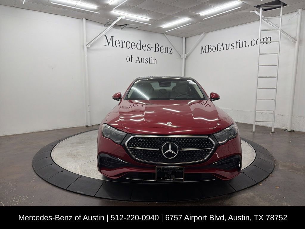 Used 2025 Mercedes-Benz E 450 4MATIC Sedan image 2