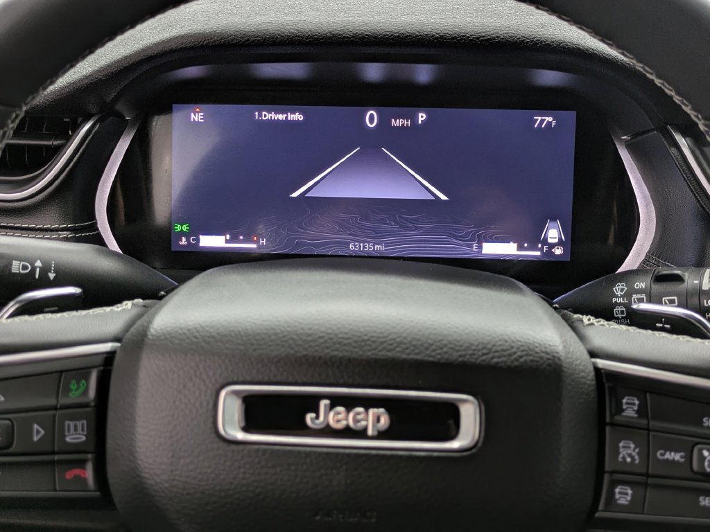 Used 2023 Jeep Grand Cherokee Altitude AWD/4WD image 29
