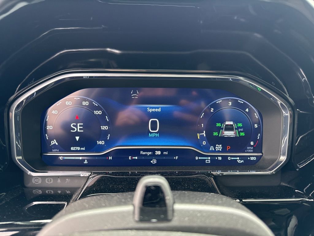 Used 2025 Chevrolet Silverado 1500 High Country image 14