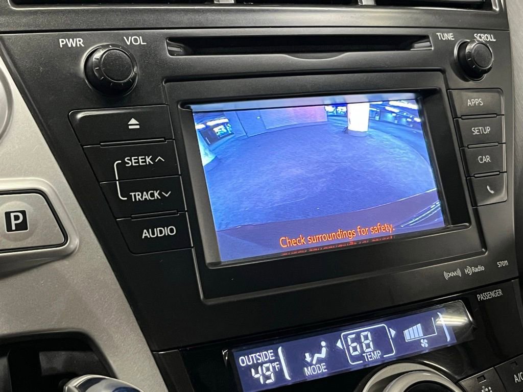 Used 2014 Toyota Prius V Five image 25