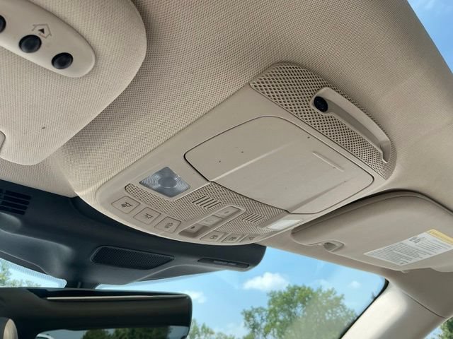 Used 2021 Lincoln Nautilus Reserve AWD/4WD image 30