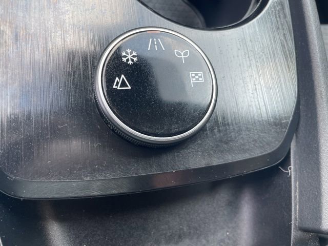 Used 2021 Nissan Rogue SV image 36