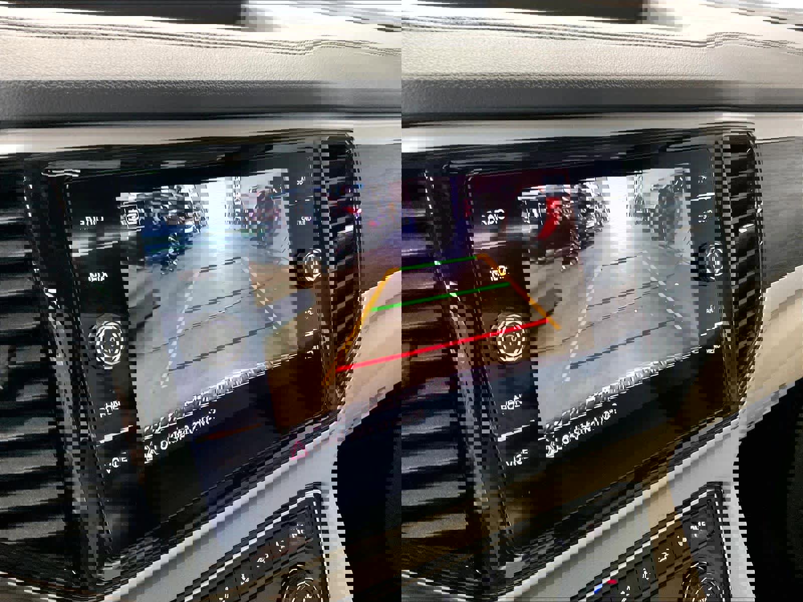 Used 2022 Volkswagen Atlas SE image 27