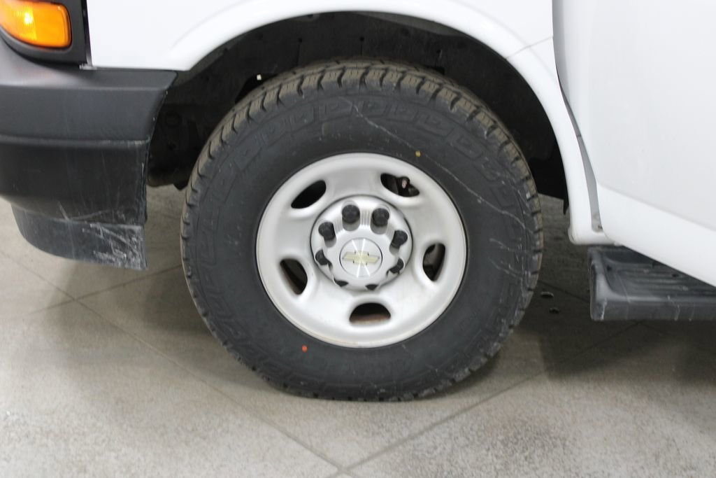 Used 2023 Chevrolet Express 3500 LS image 42