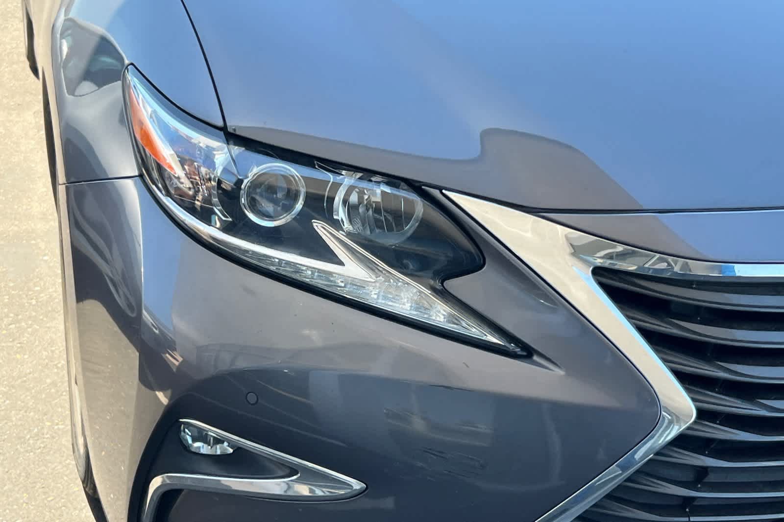 Used 2018 Lexus ES 350 w/ Navigation System Package FWD image 14