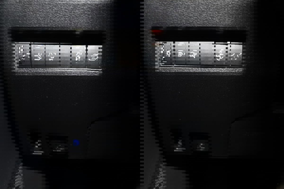 Used 2021 Toyota RAV4 XSE image 35